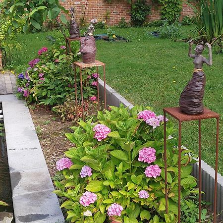 The Two Oaks - Private Garden For Guests Villa Hertsberge Dış mekan fotoğraf