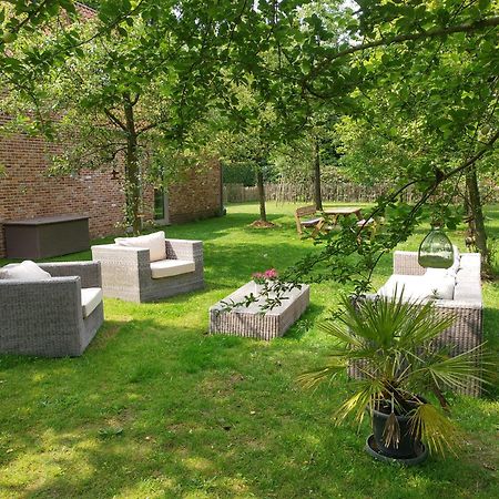 The Two Oaks - Private Garden For Guests Villa Hertsberge Dış mekan fotoğraf